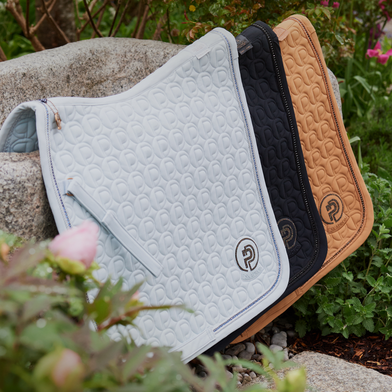 Eskadron Softshell Saddlecloth Platinum SS23 - Powder Blue -1